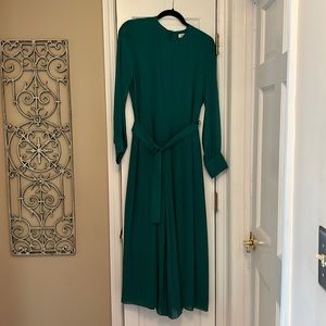 Stunning emerald green romper